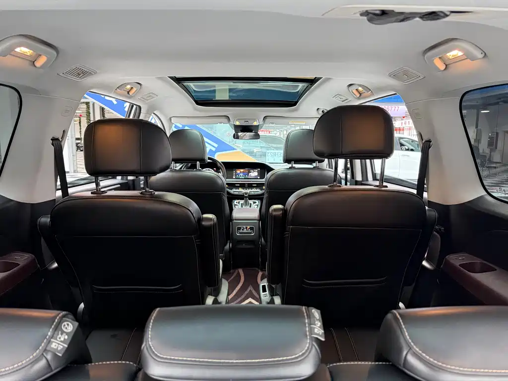 GAC Motor Trumpchi M6 2022 — фото 18