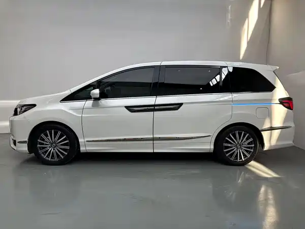 Honda Elysion 2023