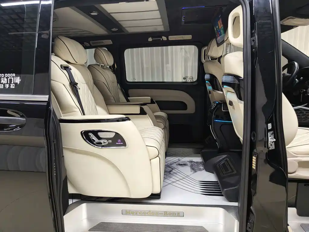 Mercedes-Benz Vito 2023 — фото 14