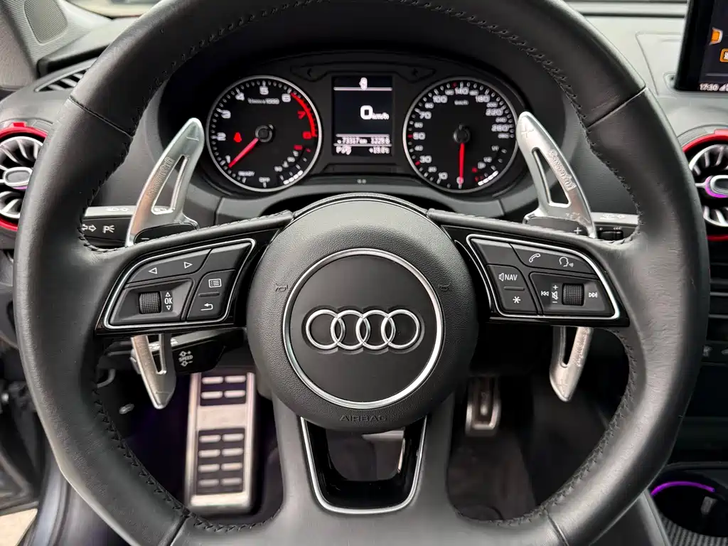 Audi A3 2020 — фото 10
