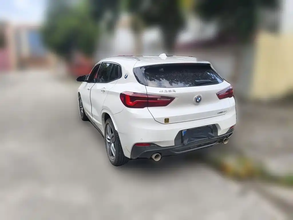 BMW X2 2023 — фото 25