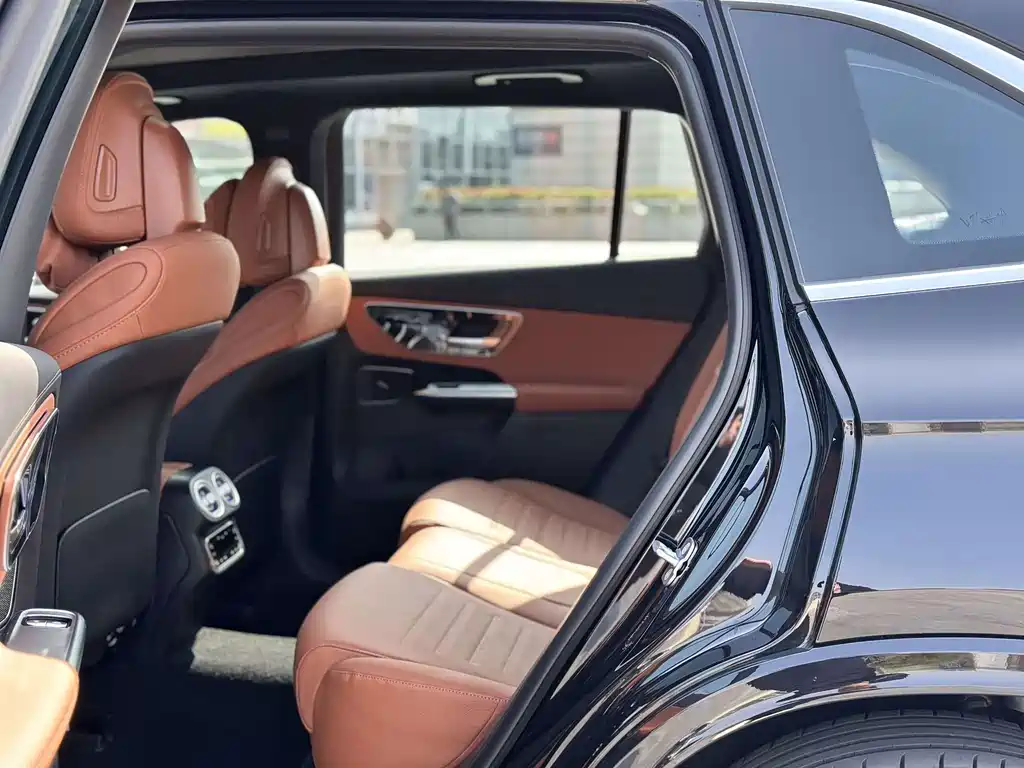Mercedes-Benz GLC 2026