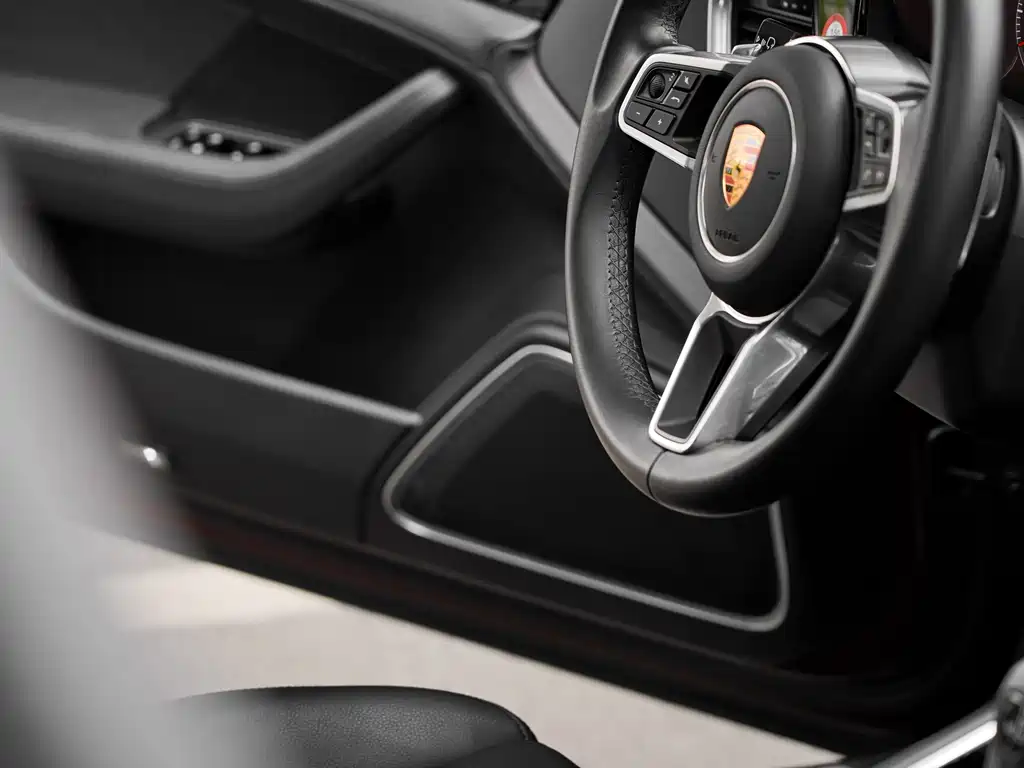 Porsche Panamera 2018 — фото 12