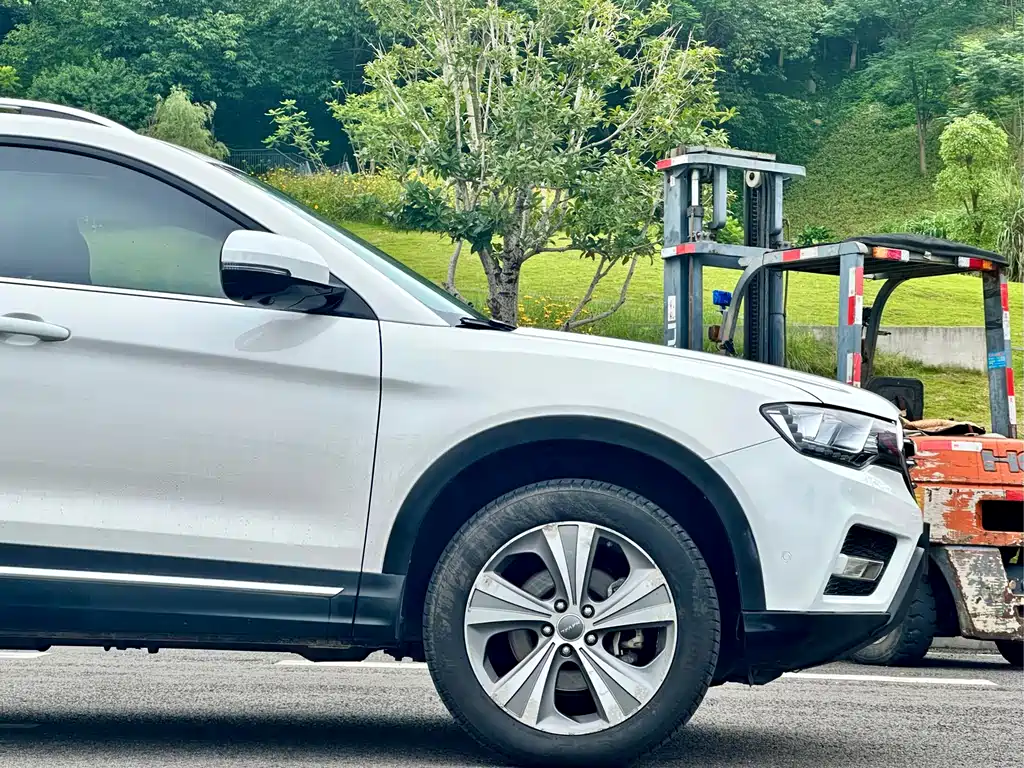 Haval H6 Coupe 2015 — фото 10