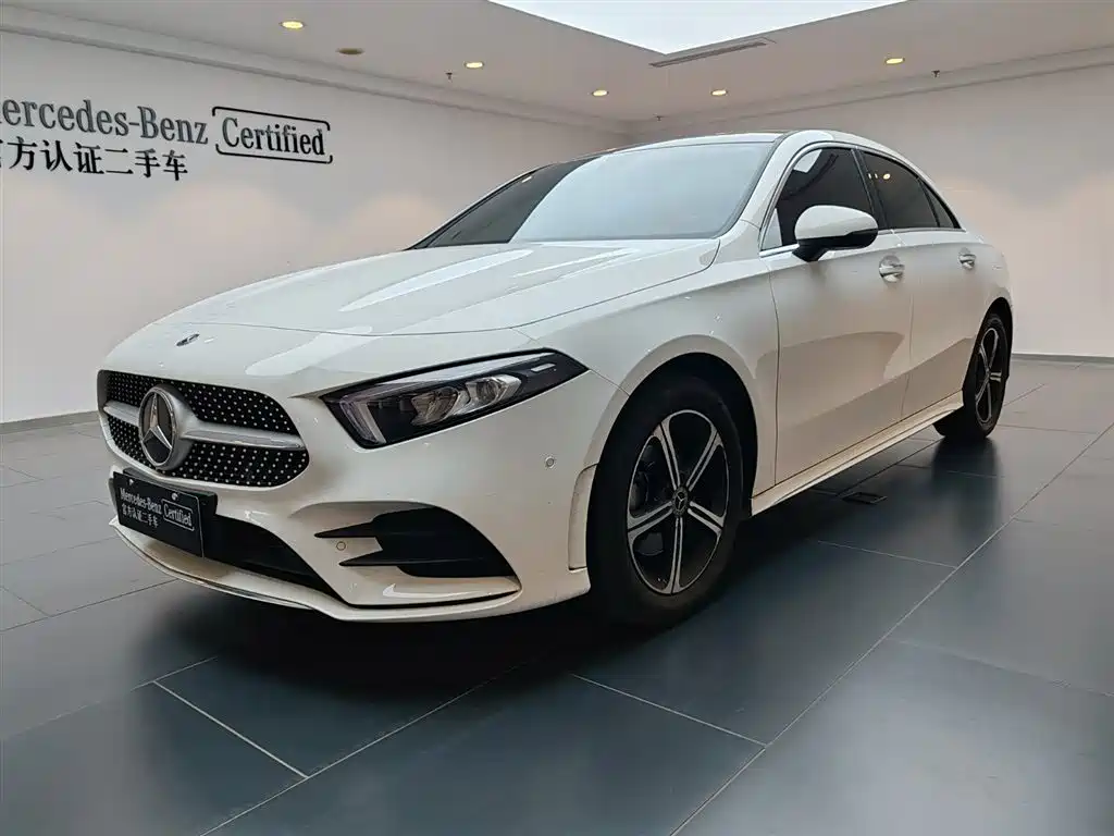 Mercedes-Benz A-Class 2023 — фото 1