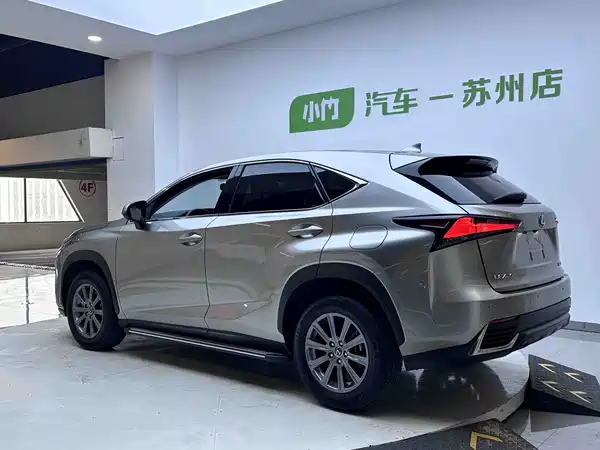 Lexus NX 2021