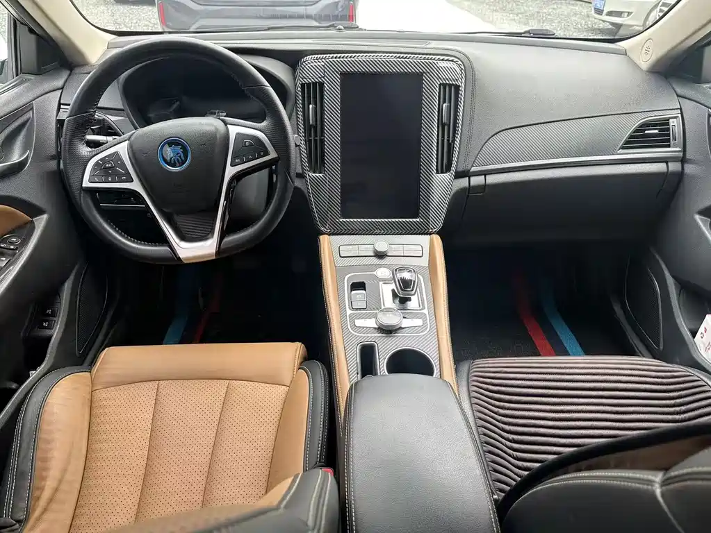 BYD Qin NEV 2018 — фото 3