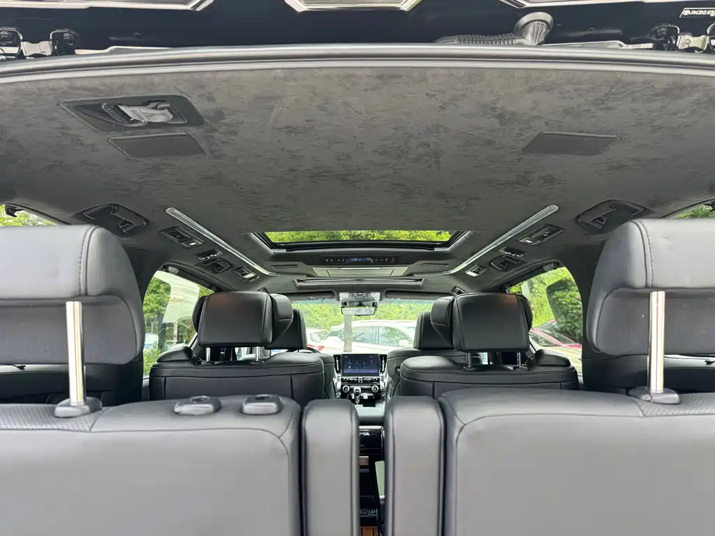 Toyota Vellfire 2021 — фото 20