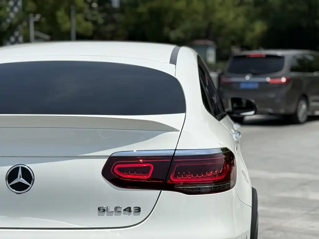 Mercedes-Benz GLC Coupe AMG 2022 — фото 7