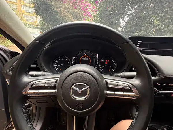Mazda 3 Axela 2020