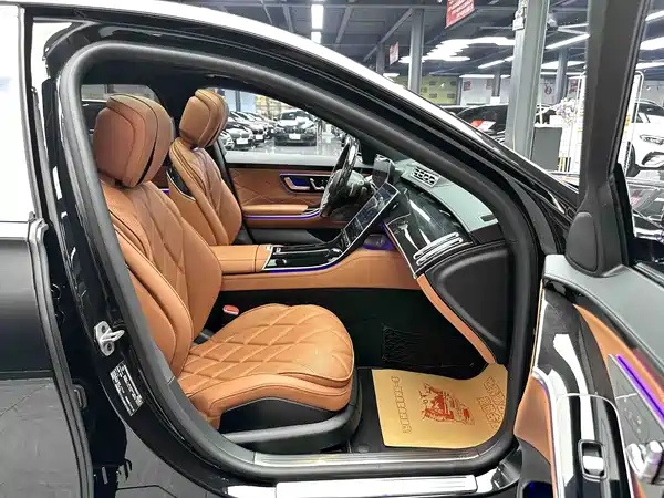 Mercedes-Benz Maybach S-Class 2023