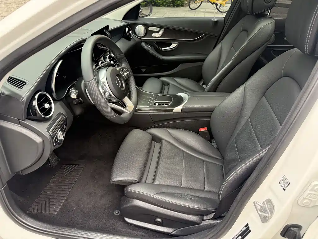 Mercedes-Benz C-Class 2020 — фото 14