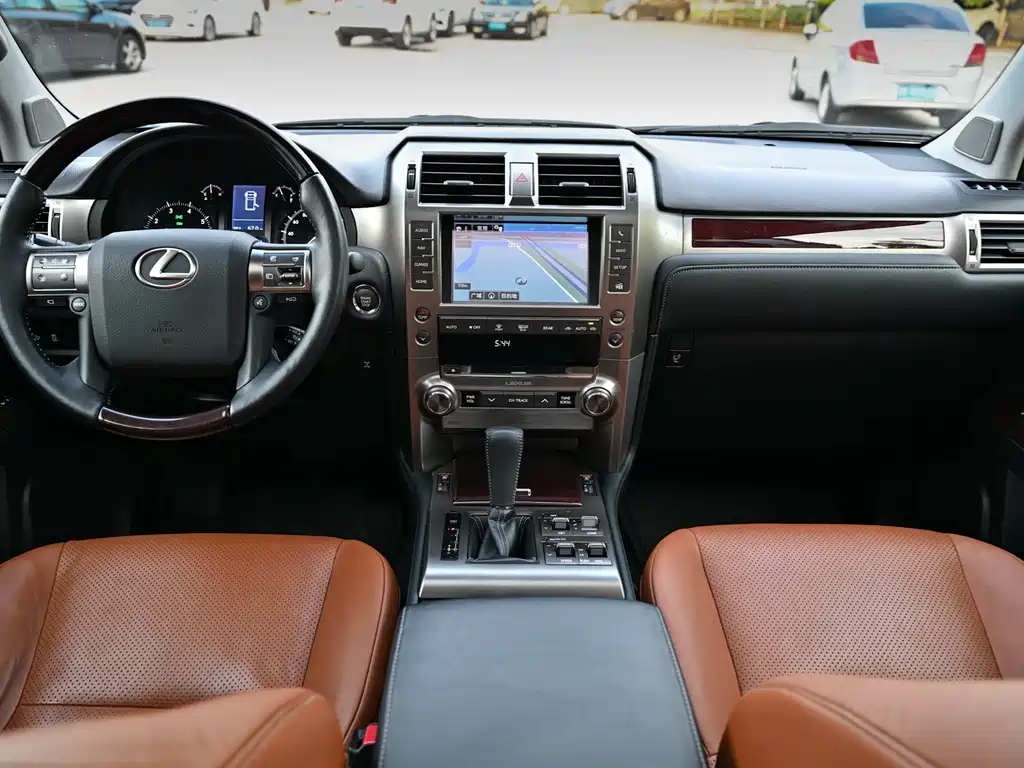 Lexus GX 2015 — фото 10