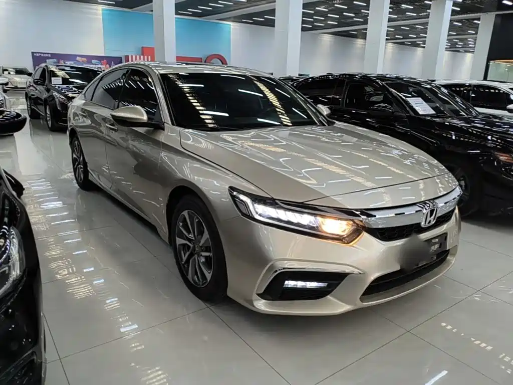 Honda Inspire 2019 — фото 4