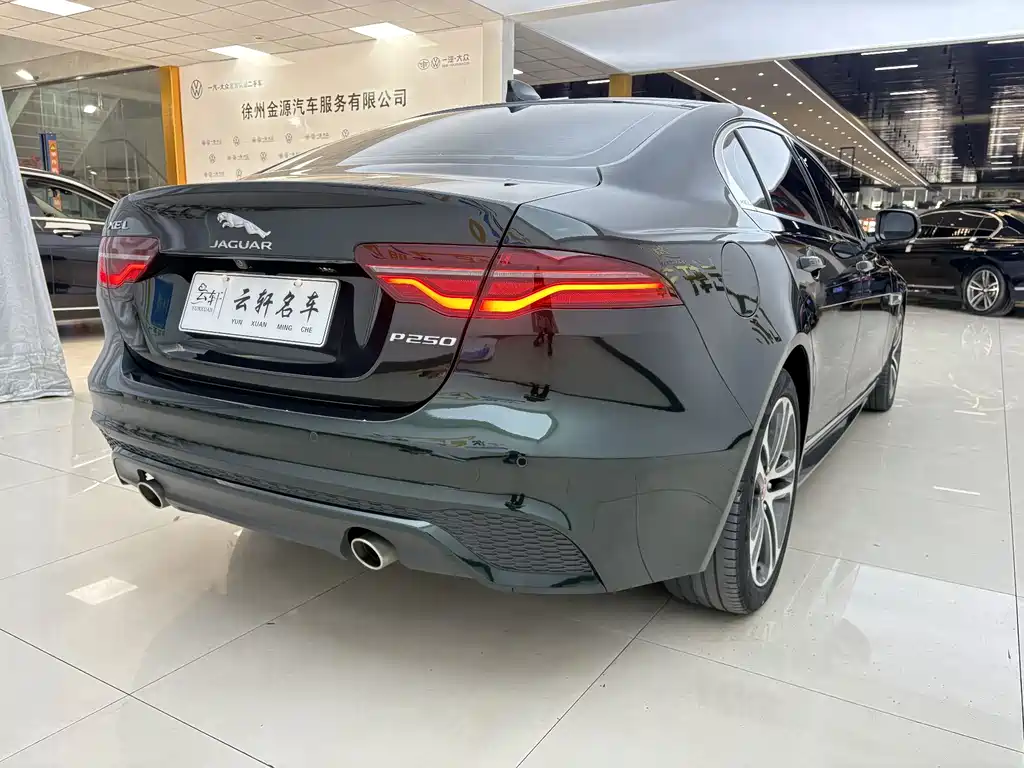 Jaguar XEL 2023 — фото 12