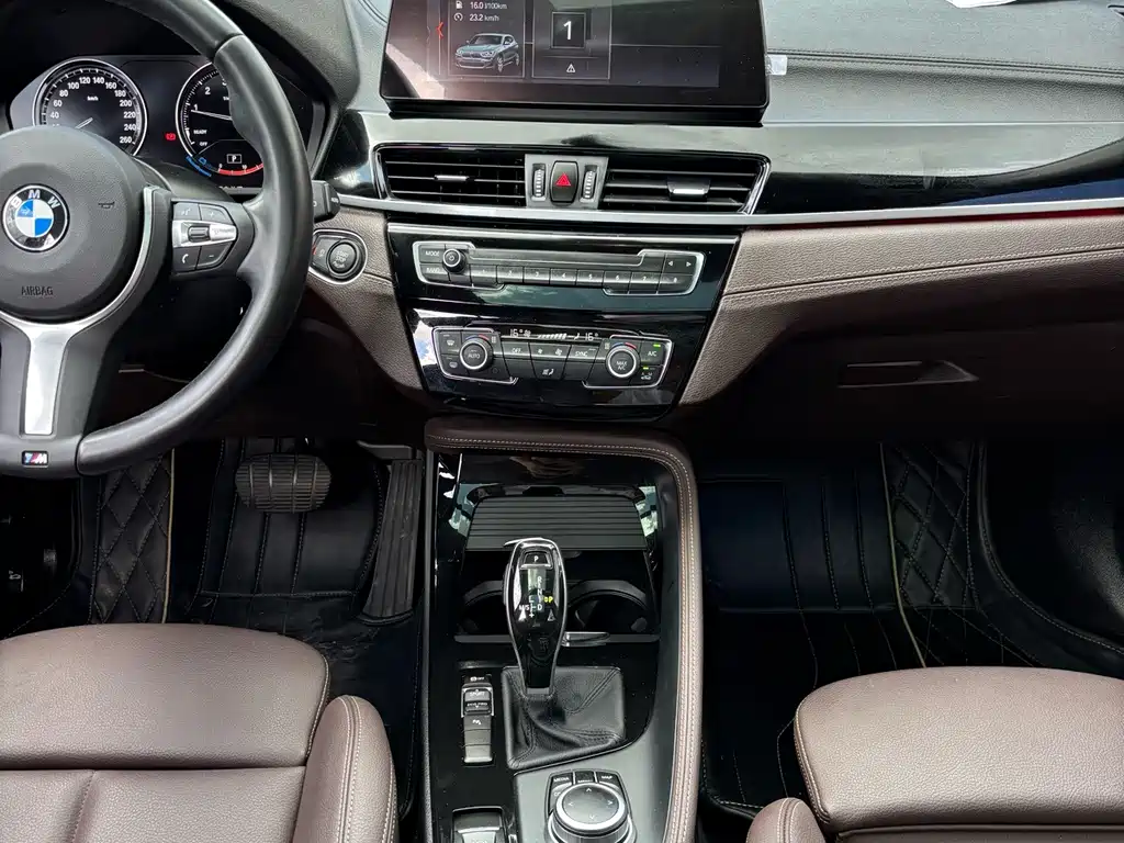 BMW X2 2022 — фото 15