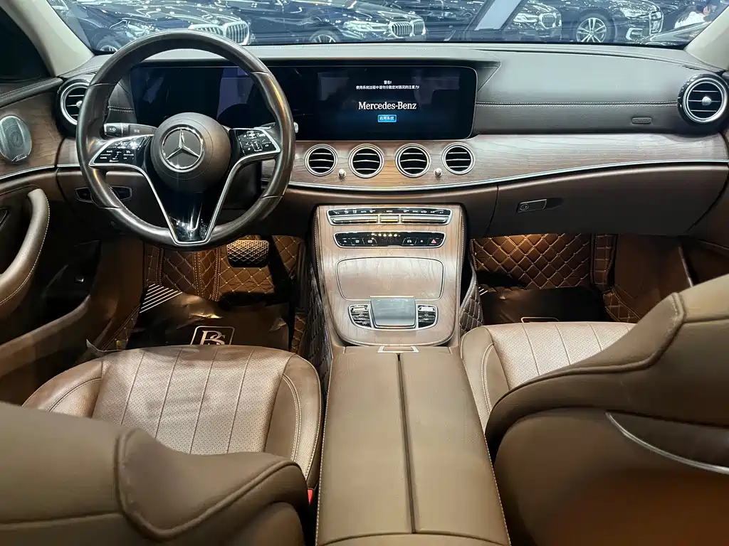 Mercedes-Benz E-Class 2021 — фото 10