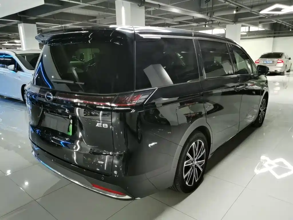 GAC Motor E8 PHEV 2024 — фото 7