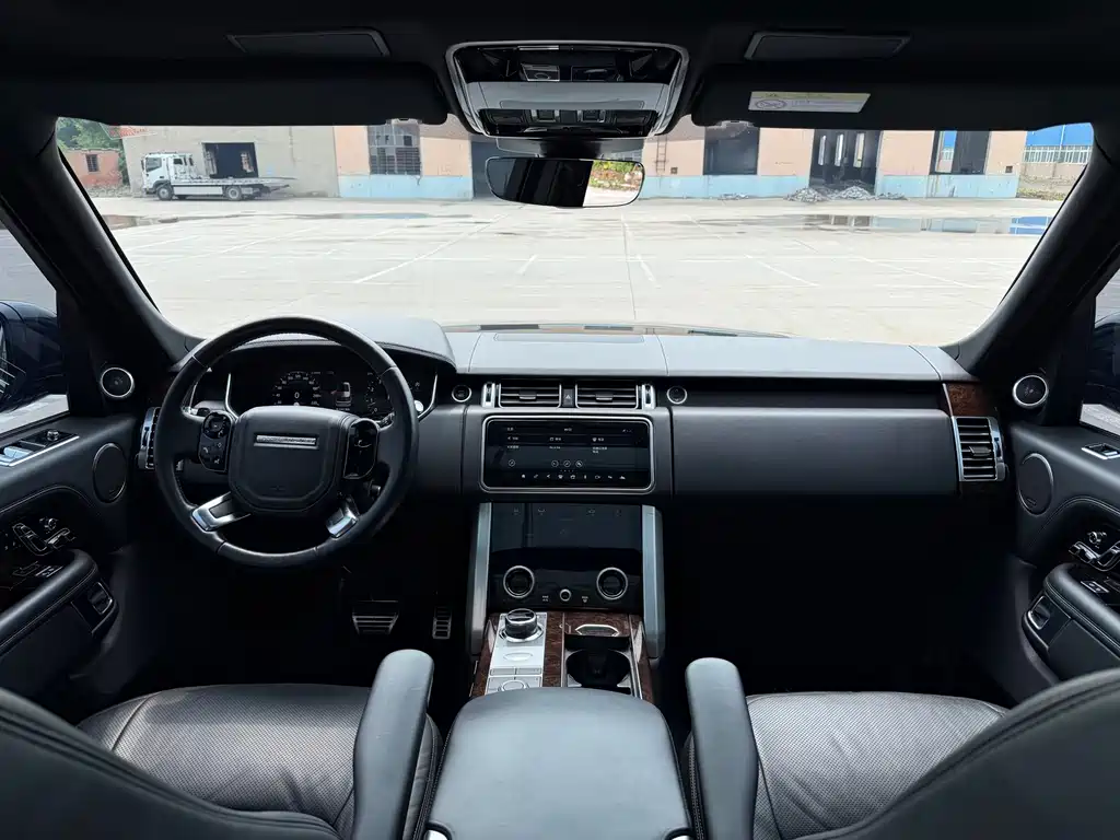 Land Rover Range Rover 2020 — фото 15