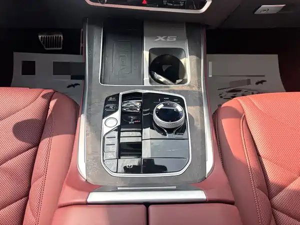 BMW X5 2024
