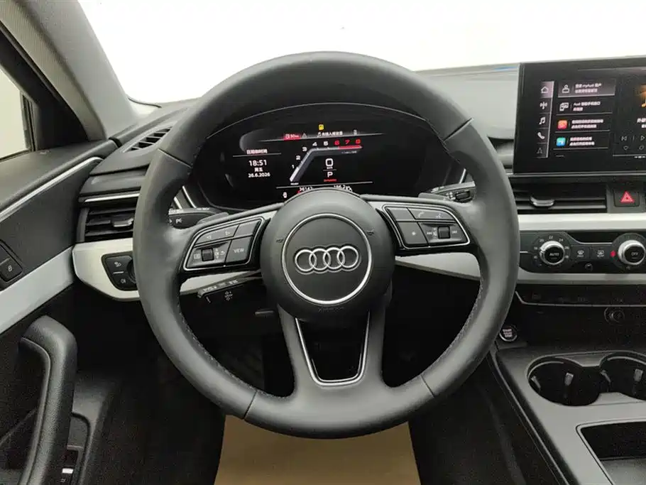 Audi A4L 2022 — фото 15