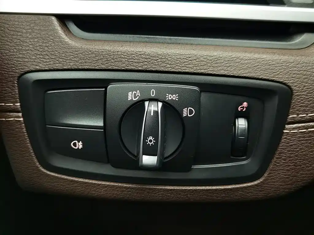 BMW X2 2021 — фото 21