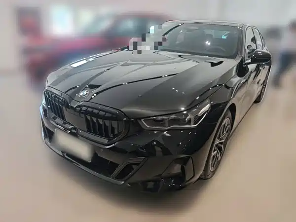 BMW 5 Series 2024