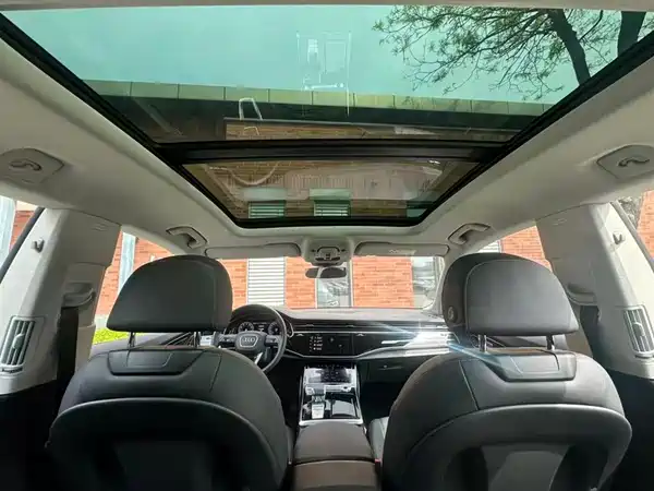 Audi Q8 2024