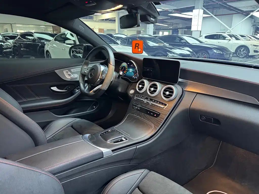 Mercedes-Benz C-Class 2023 — фото 17