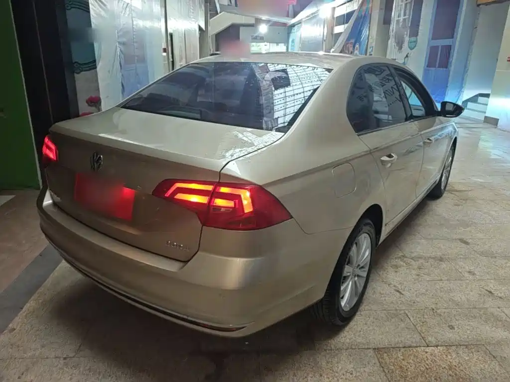 Volkswagen Bora 2016