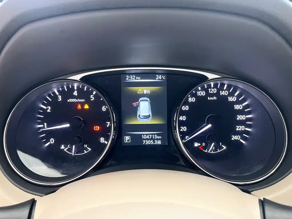 Nissan X-Trail 2015 — фото 10