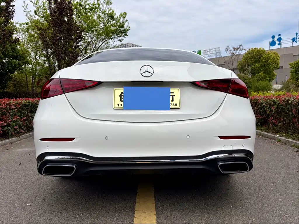 Mercedes-Benz C-Class 2023 — фото 4