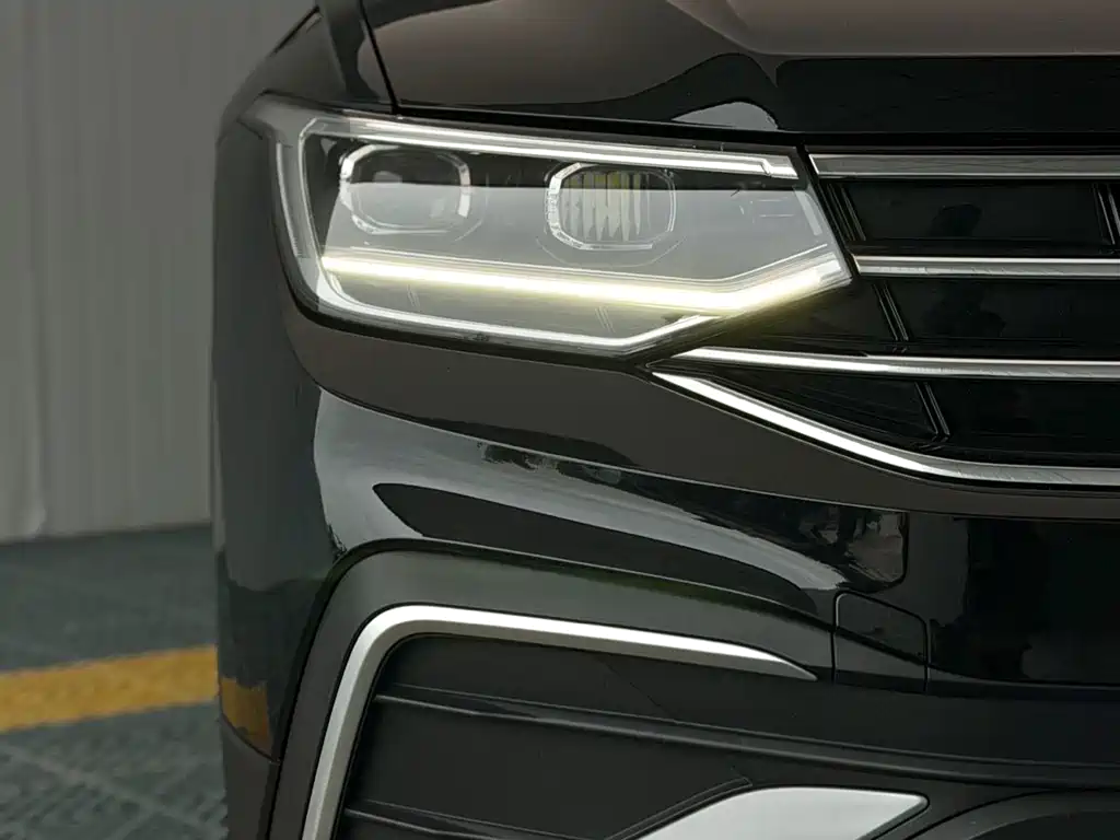 Volkswagen Tiguan L 2022
