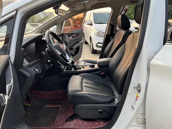 BYD Song MAX 2017