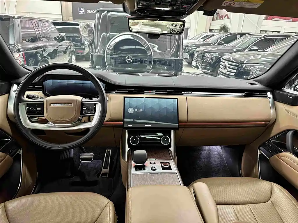 Land Rover Range Rover 2023 — фото 19