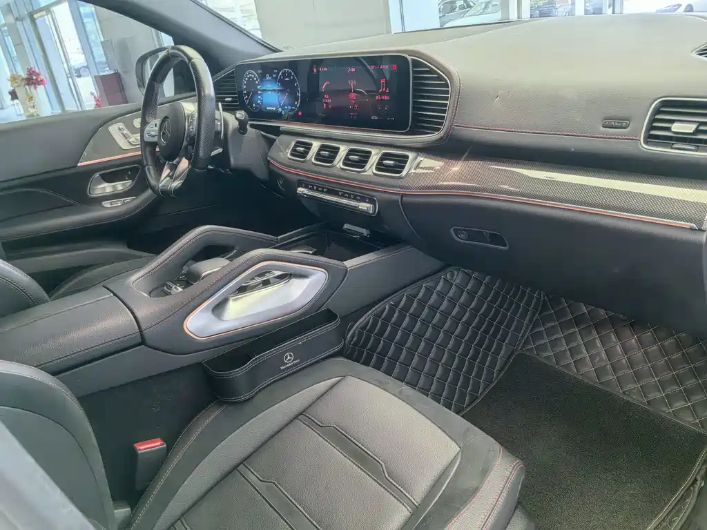 Mercedes-Benz GLE Coupe AMG 2023 — фото 15