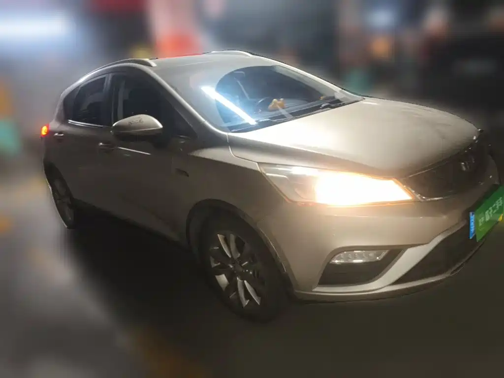 Geely Emgrand GS 2016 — фото 23