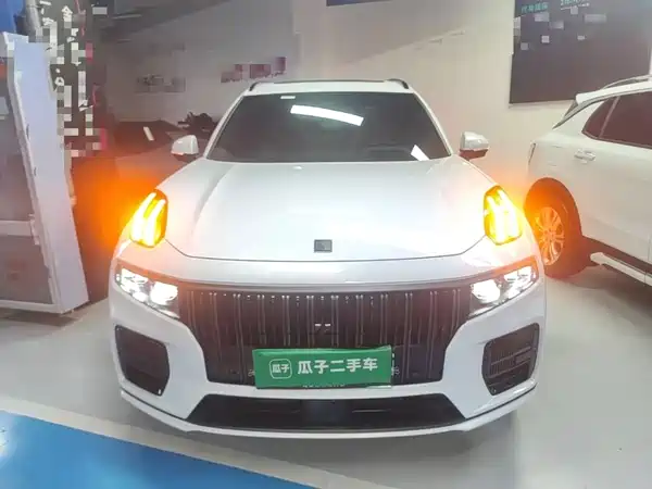 Lynk & Co 09 EM-P 2022