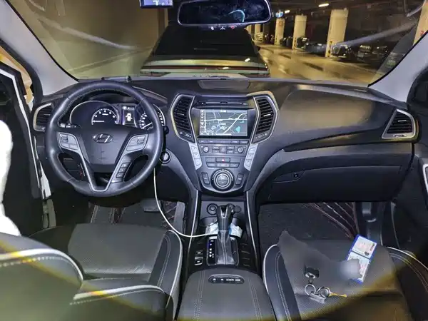 Hyundai Santa Fe 2016