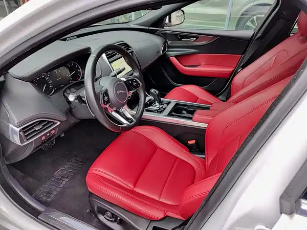 Jaguar XEL 2020