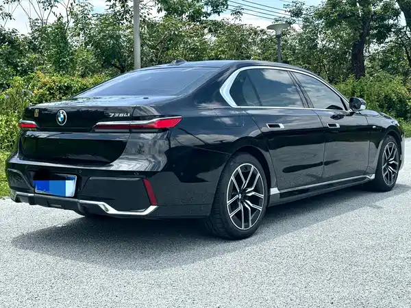 BMW 7 Series 2023
