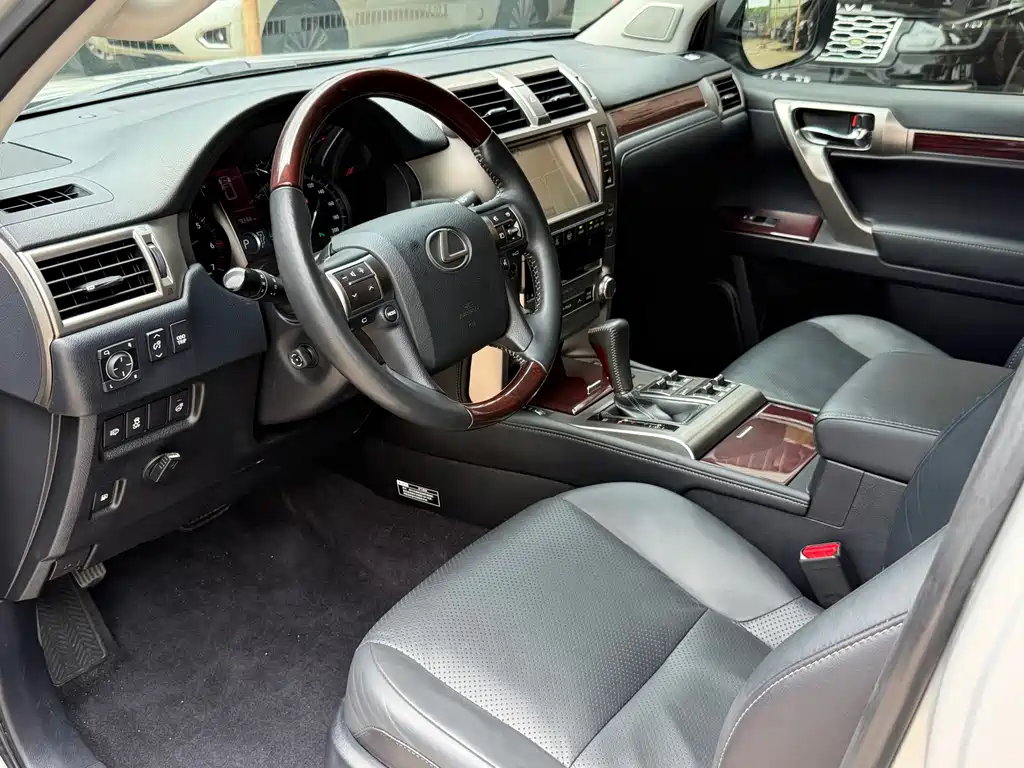 Lexus GX 2014 — фото 14
