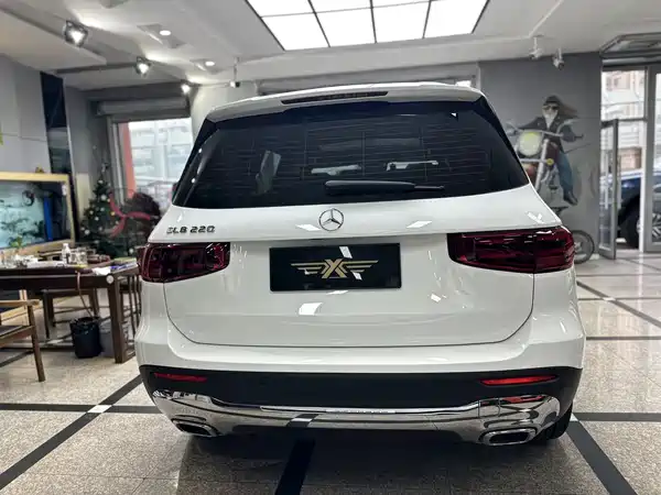Mercedes-Benz GLB 2024