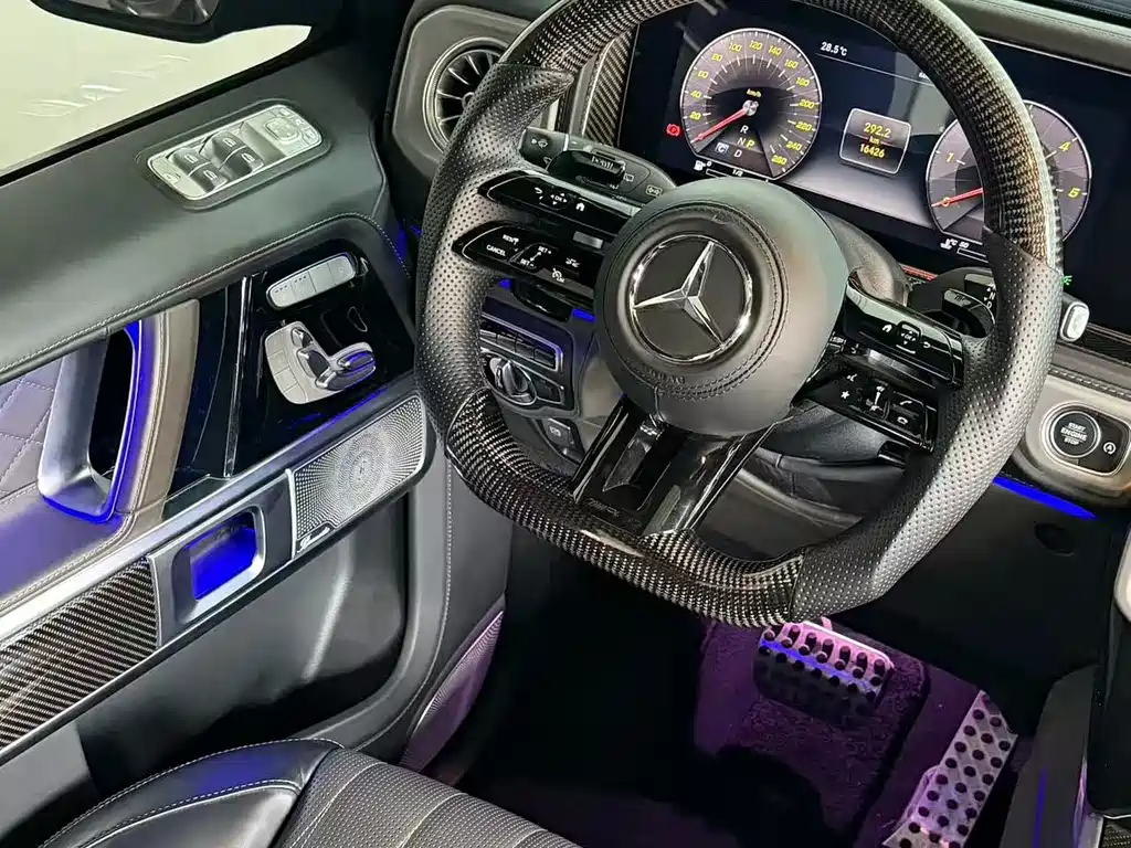 Mercedes-Benz G-Class 2025 — фото 10