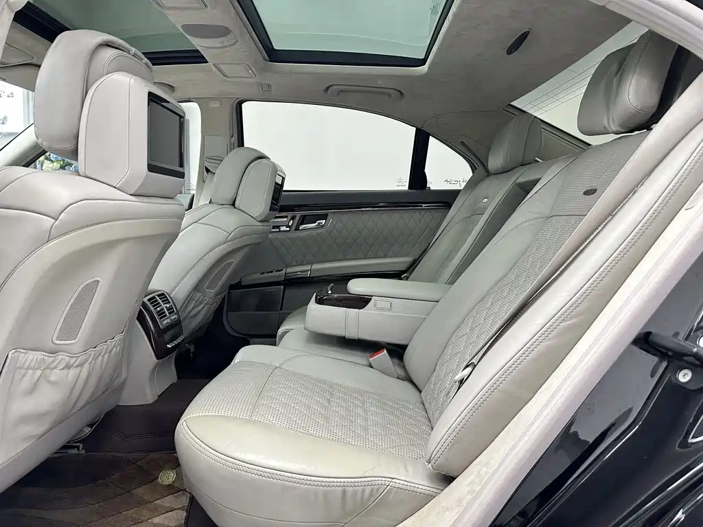 Mercedes-Benz S-Class AMG 2013 — фото 11