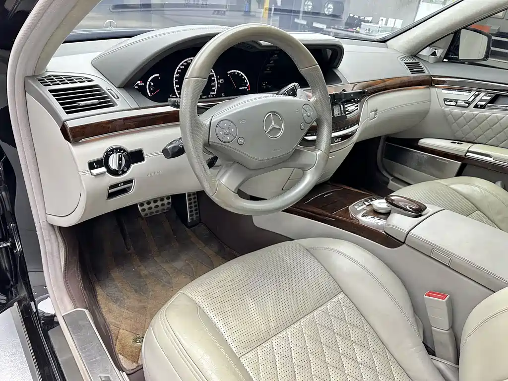 Mercedes-Benz S-Class AMG 2013 — фото 13