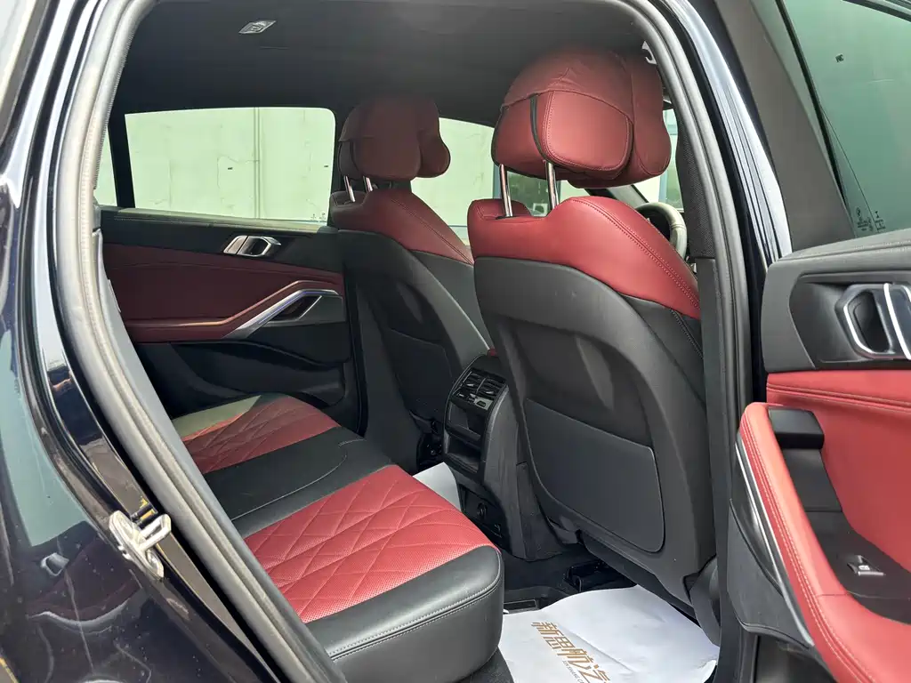 BMW X6 2023 — фото 13