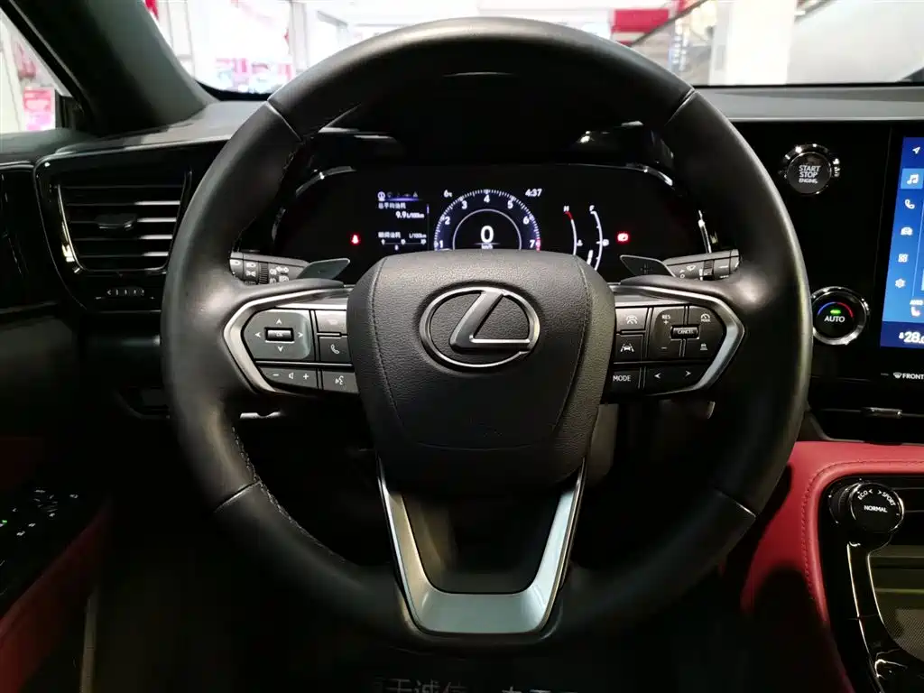 Lexus NX 2023 — фото 11