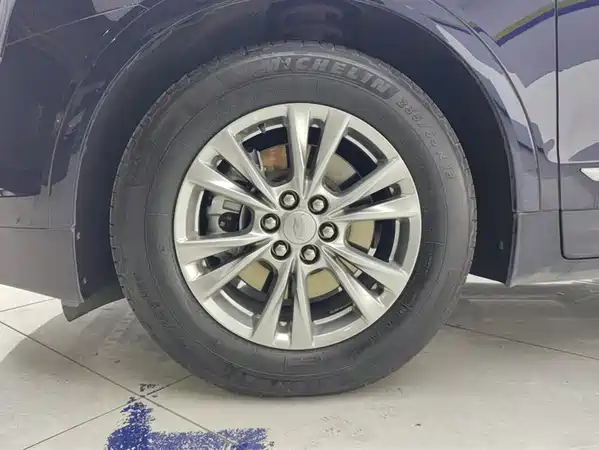 Cadillac XT5 2021