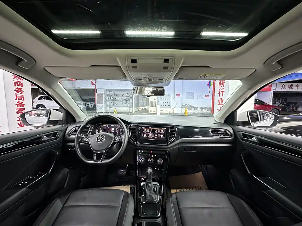 Volkswagen T-Roc 2021 — фото 25